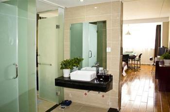 ווהאן Provence Garden Hotel מראה חיצוני תמונה